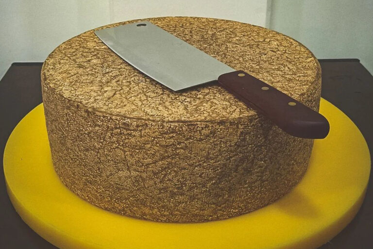 yak cheddar cheese